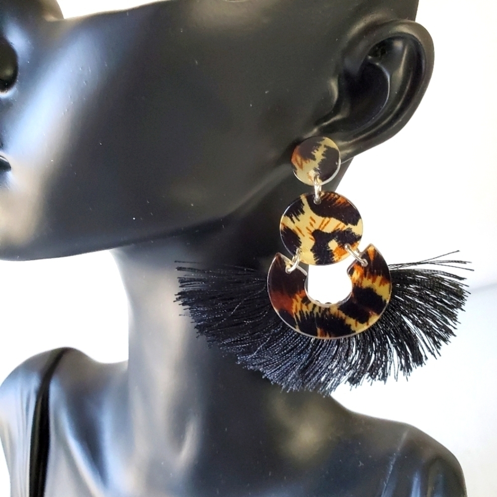 Animal Print Tassel Earrings Chunky Dangle Edgy‎ NEW